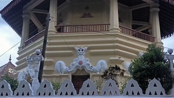 Dragon of Metaphysical Depths